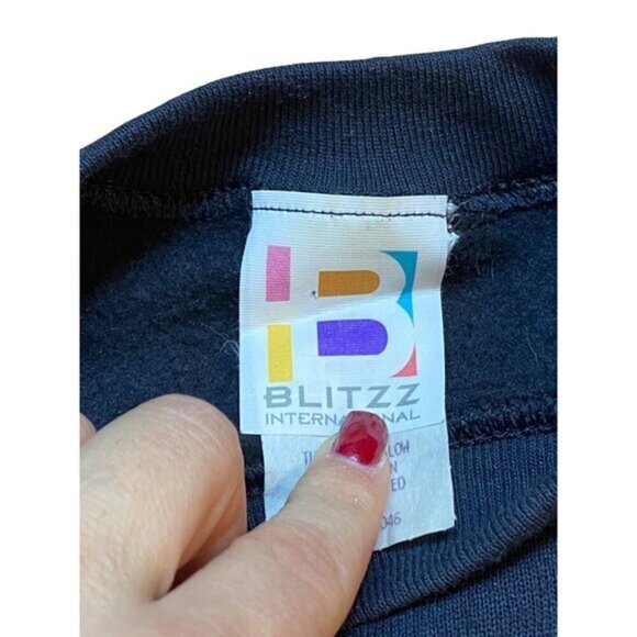 Vintage Winnie The Pooh‎ "Silly Old Bear" Black Sweatshirt Crewneck - Picture 5 of 7